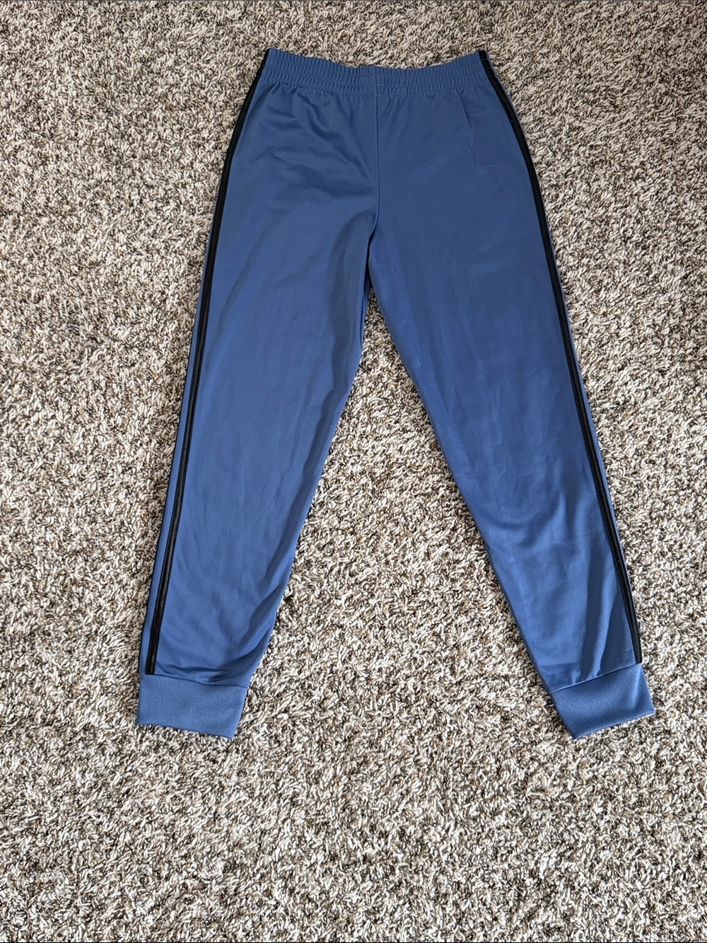 Adidas Joggers/ Sweatpants for boys - Picture 2 of 4